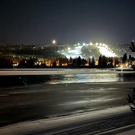 Вилла Arctic River House Рованиеми
