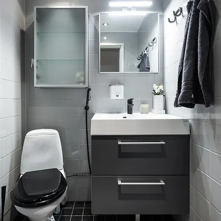 Arctic River House Villa *